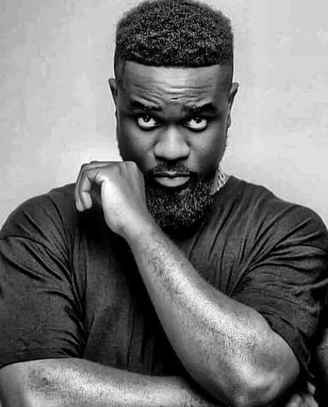 Sarkodie - "Rapperholic Rebirth"