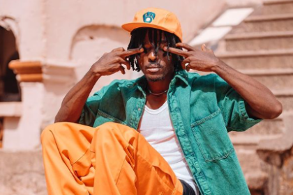 Kofi Mole "GYE NYAME"