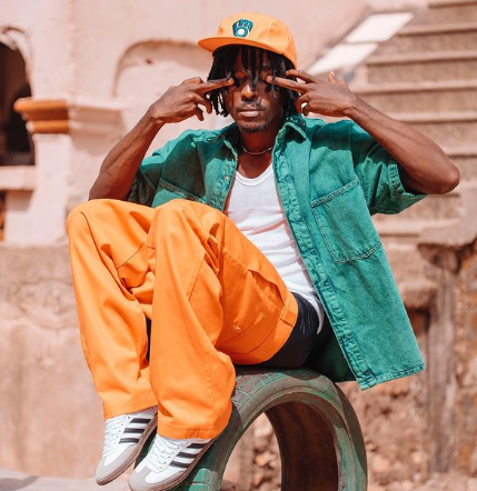 Kofi Mole "GYE NYAME"