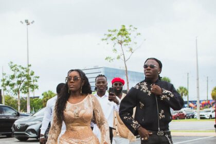 Stonebwoy at Davido and Chioma’s wedding